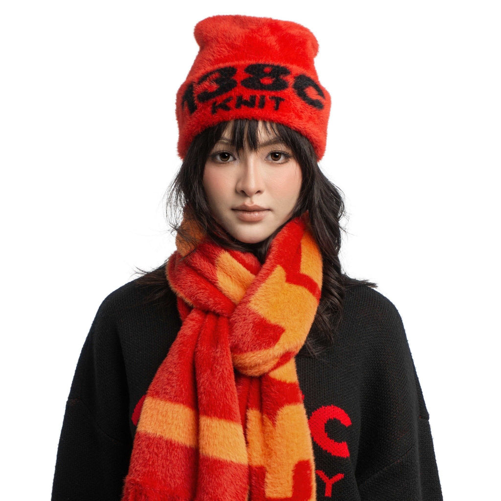 138C GALLERY / BURNING LOVE KNIT FUZZY BEANIE
