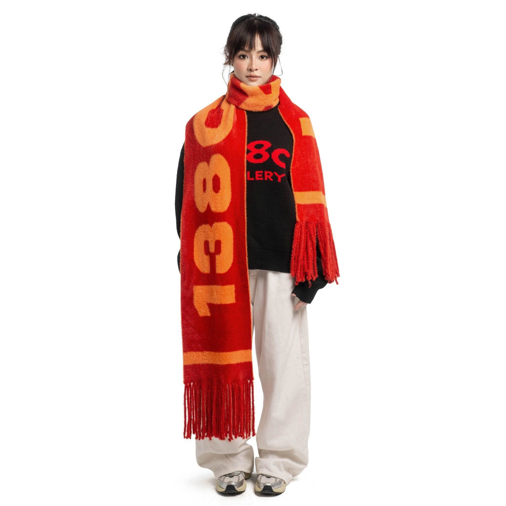 BURNING LOVE KNIT FUZZY SCARF