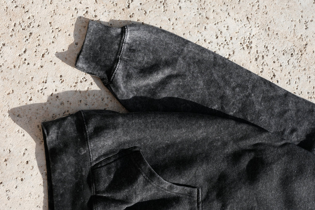 VN BLANKS STONE WASH HOODIE/BLACK
