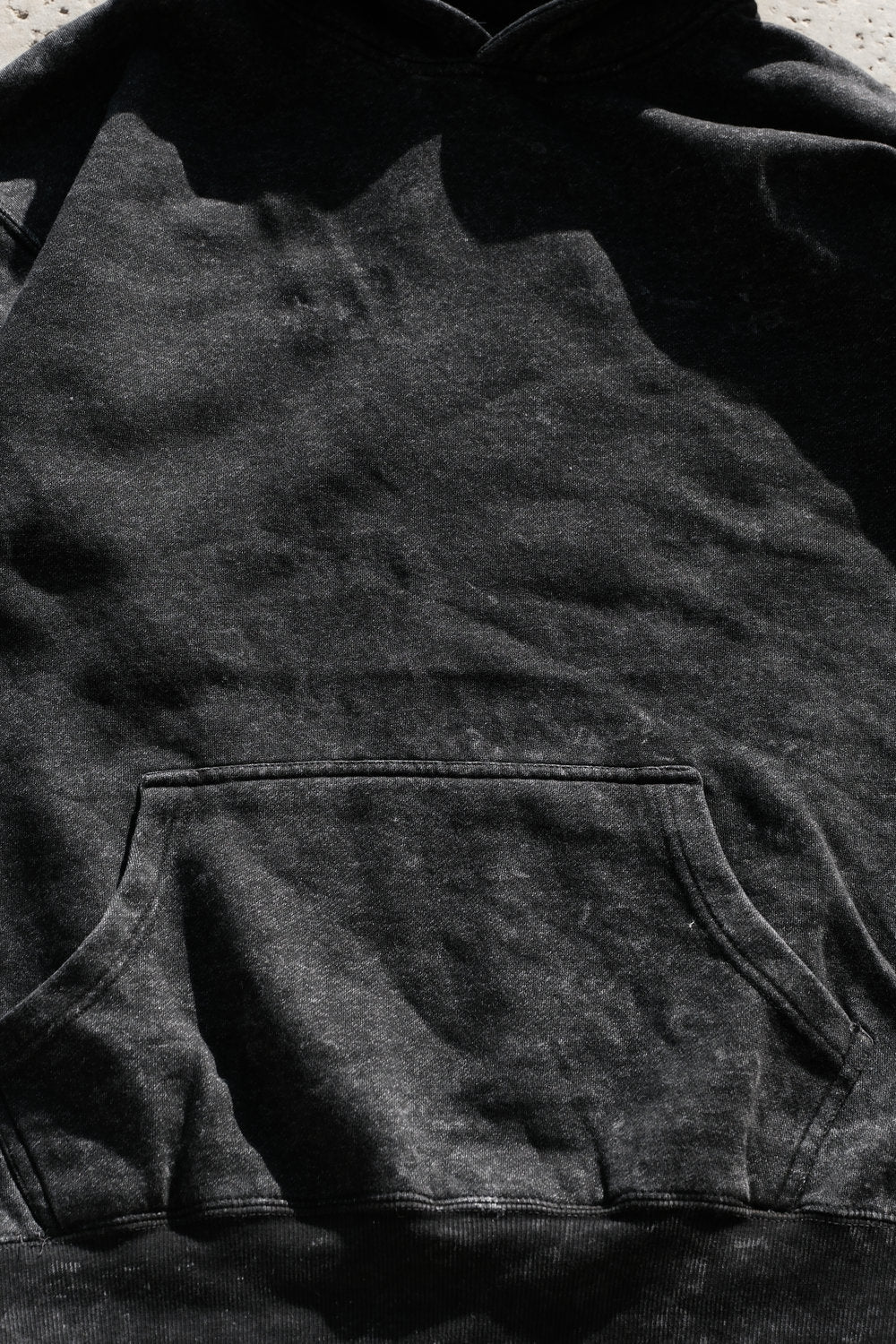 VN BLANKS STONE WASH HOODIE/BLACK