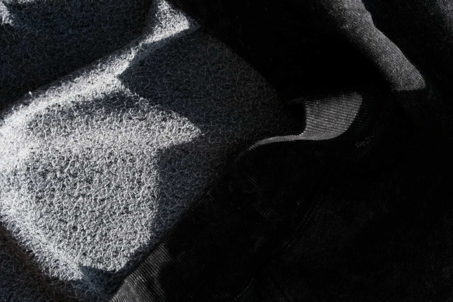 VN BLANKS STONE WASH HOODIE/BLACK