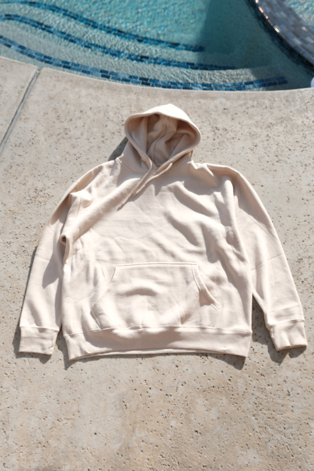 VN BLANKS CORE POCKET HOODIE/LIGHT BEIGE