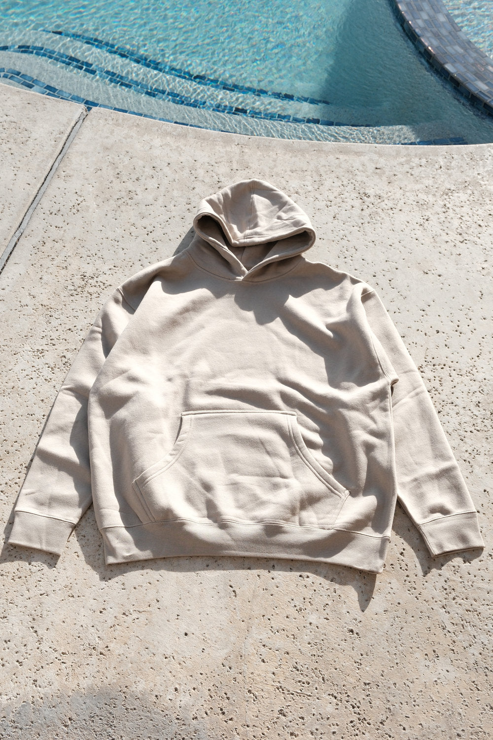 VN BLANKS CORE POCKET HOODIE/TAUPE