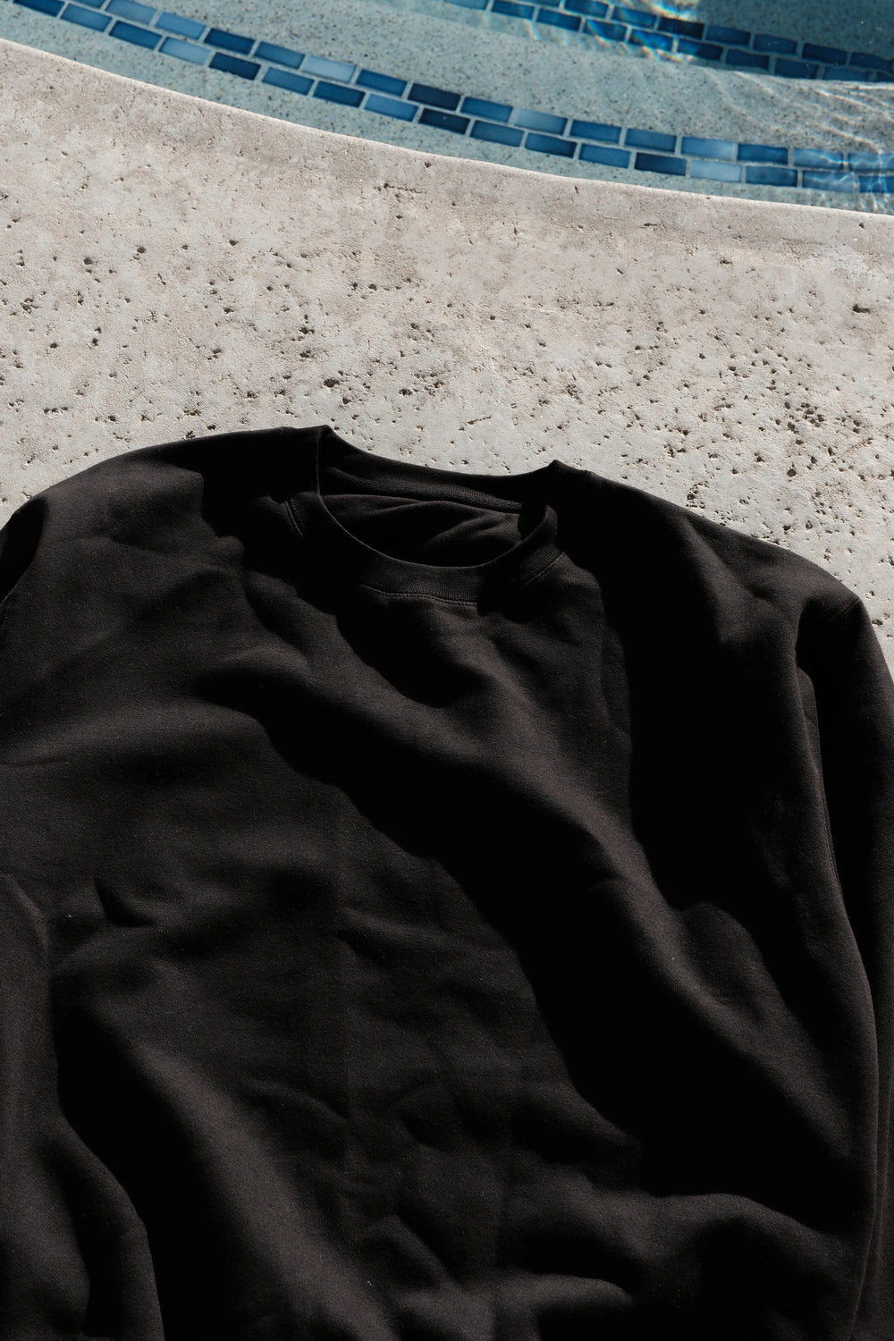 VN BLANKS CLASSIC BLACK SWEATSHIRT