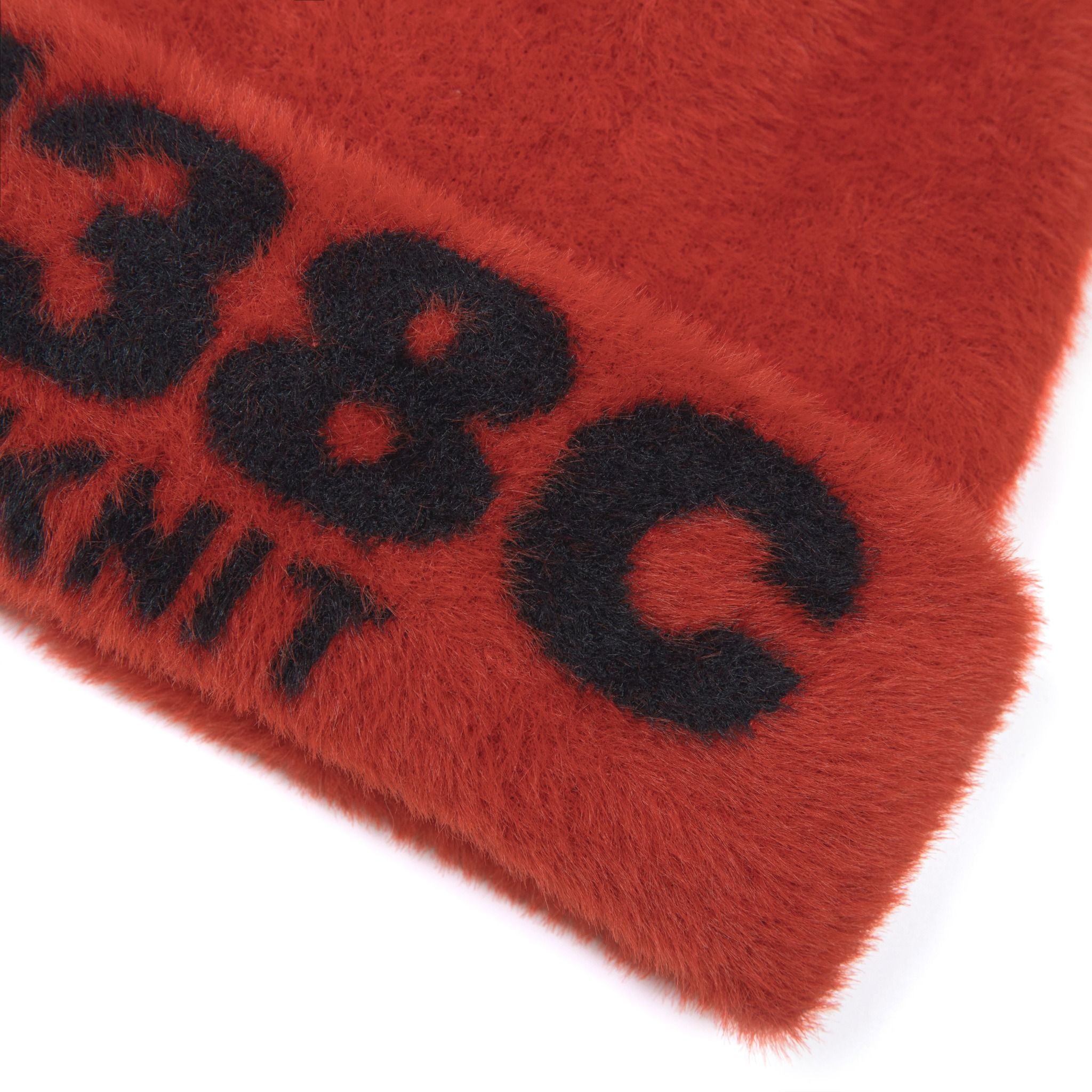 138C GALLERY / BURNING LOVE KNIT FUZZY BEANIE